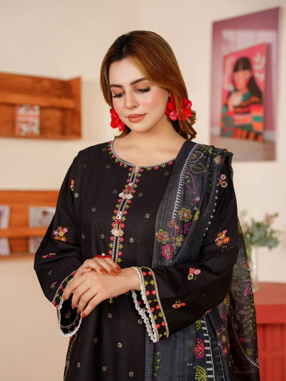 Nidnight Elegance Embroidered Suit