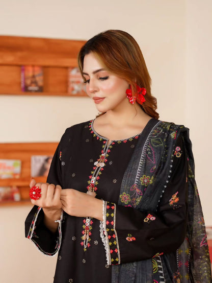 Nidnight Elegance Embroidered Suit